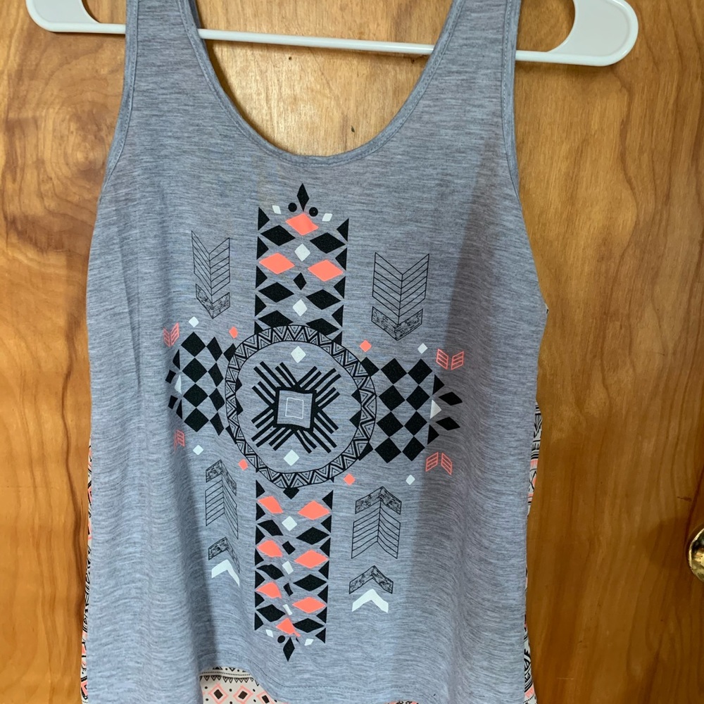 Women’s tank top